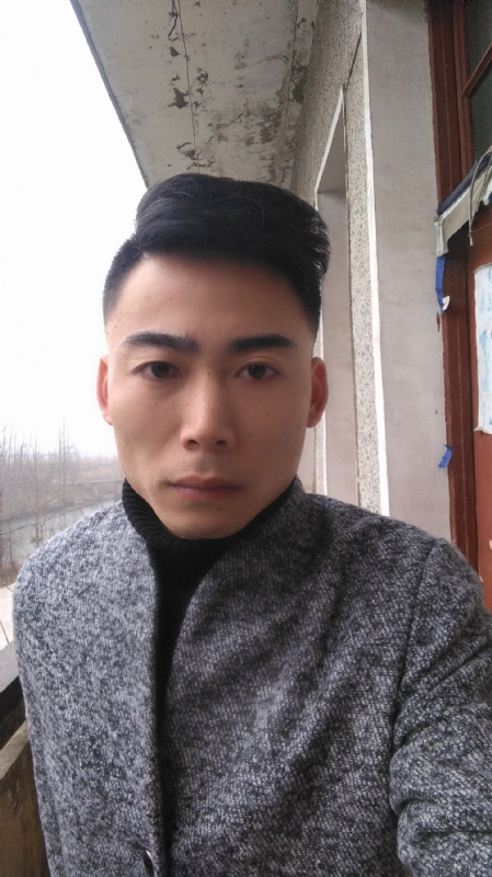谁伴我闯荡的第一张照片--湖北残疾人相亲网