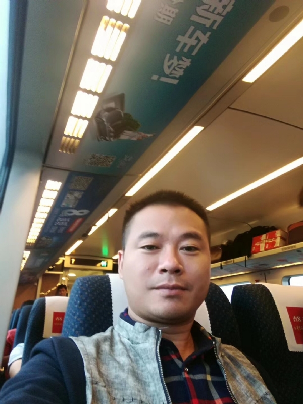 等爱的人的第一张照片--湖北残疾人相亲网