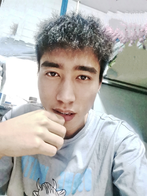 未来可期的第二张照片--湖北残疾人相亲网