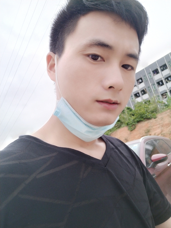 何凡的第二张照片--湖北残疾人相亲网
